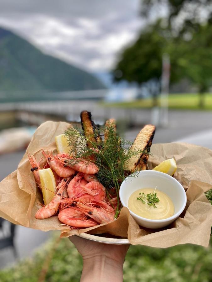 克林根贝格酒店 Årdalstangen 外观 照片